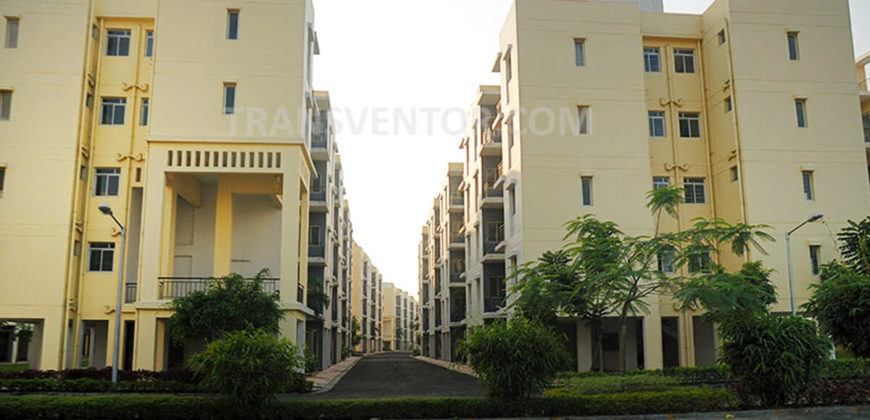 2 BHK Apartment in Shukhobrishti Code – STK018580-18